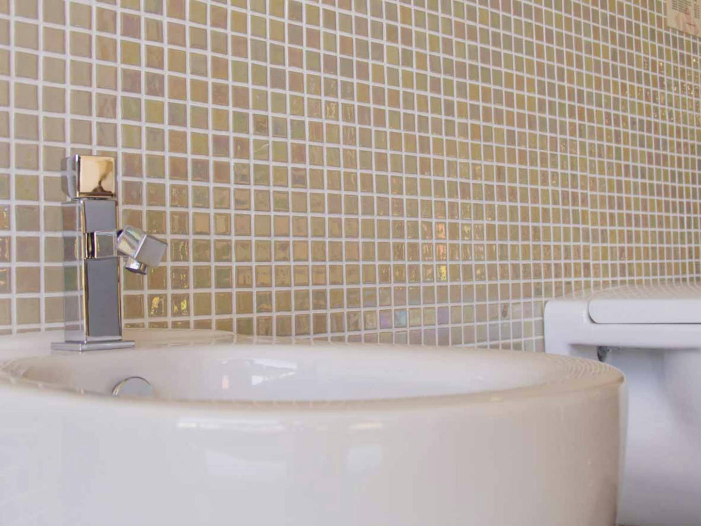 Glass Mosaic ACQUARIS MAGNOLIA